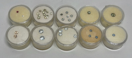 (34) Total Round Cut And Faceted Gemstones Including Sapphires, Blue Topaz, Aquamarine +, Sizes 6mm To 2.5mm