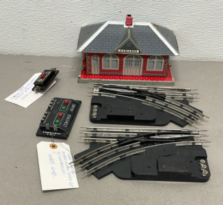 (1) Marx “Girard” Whistling Train Station W/ #1605 Controller, (1) Set Marx #1640 R/L Remote Control Switch Set W/ Controller