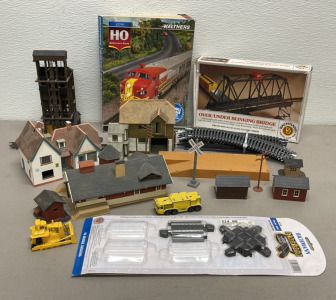 HO Scale Model Train Accessories… Track, Scenery, Reference Book, Buildings, Bridge+