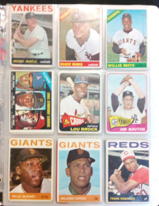 Binder Of Vintage 1960's Baseball Cards