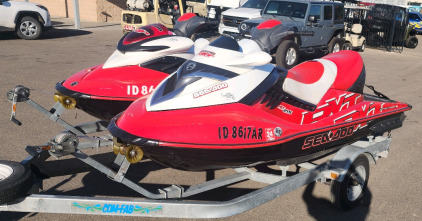 (2) 2007 SKI-DOO JET SKIS WITH TRAILER - SOLD AS A SET