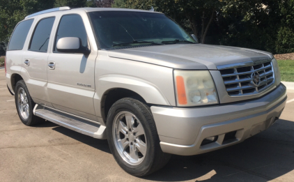 2006 CADILLAC ESCALADE - 4X4 - 3RD ROW SEATING!!