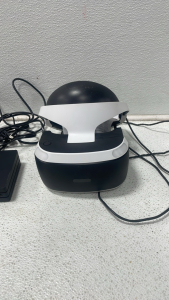 PlayStation VR Headset with Processor Unit and Cables - Great Condition