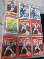 2 Binders Baseball Cards Darryl Strawberry and more. - 3