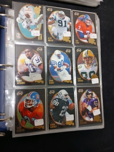 2 Binders Football Cards