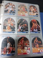 2 Binders Basketball Cards. Moses Malone and more - 7