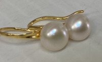 BEAUTIFUL PEARL NECKLACE WITH PEARL EARINGS. - 3