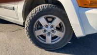 BANK REPO - 2006 JEEP COMMANDER - 4X4! - 27