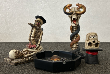 Halloween Figurines