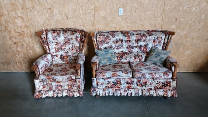 Vintage Floral-Pattern Rocking Loveseat and Chair Set