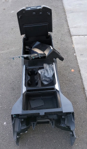 New 2024 F350 Front Center Console (cow)