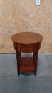 Single-Drawer Wood Nightstand/Table