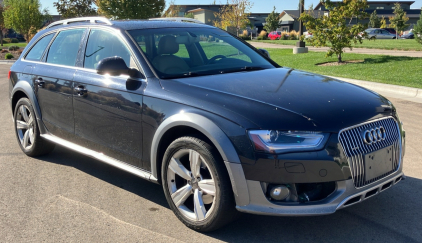 2013 AUDI ALLROAD - AWD - LEATHER HEATED SEATS!