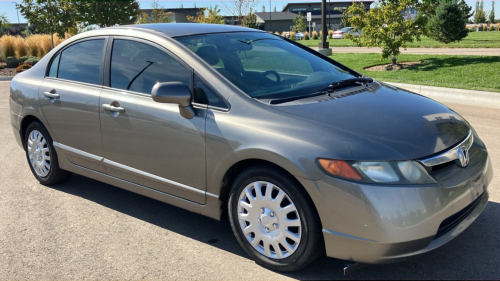 2006 HONDA CIVIC - CLEAN!!