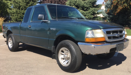 1999 FORD RANGER - 5 SPEED MANUAL!