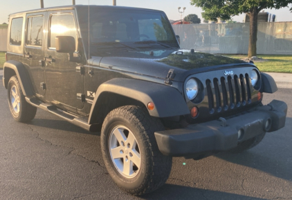 2009 JEEP WRANGLER UNLIMITED - 4X4!