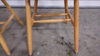 60"x 42"x 30" Oak Wood Kitchen Table w/ Leaf Table Piece & (6) Kitchen Table Chairs - 29