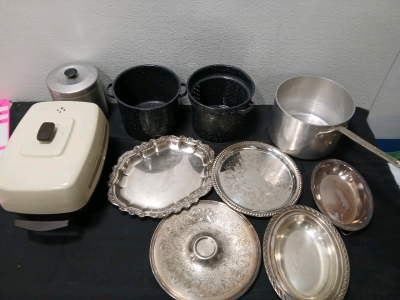 Silver Toned Trays. 1 Large Pot 1 Ice Bucket.