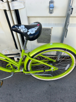 (1) 26” Electra Hawaii bike - Lime green - 3