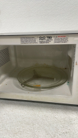 Proctor Silex Black Microwave, Model 10724 - 2