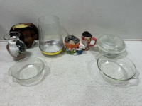 (3) Variously sized vases (2) Glas baking dishes and more!