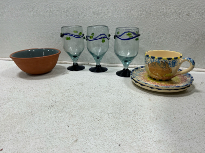 (1) Assorted sets of cups, bowl, & plates