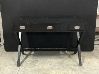 3-Drawer Entry Table