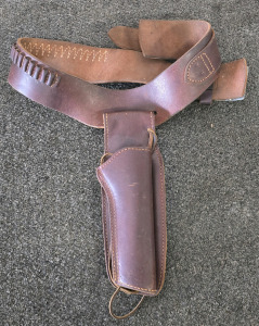 22 Revolver Leather Holster/Belt With Bullet Rings