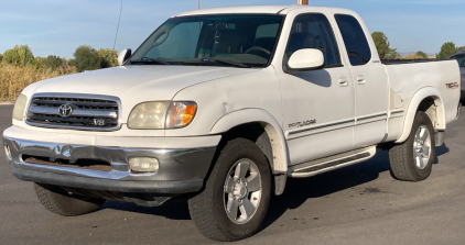 BANK REPO - 2002 TOYOTA TUNDRA - 4X4!