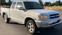 BANK REPO - 2002 TOYOTA TUNDRA - 4X4! - 8