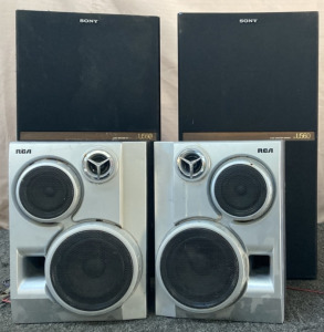 (2) VINTAGE SONY U560 3 WAY SPEAKERS, (2) RCA SPEAKERS.