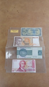 (4) Bills of Foreign Paper Money Currency