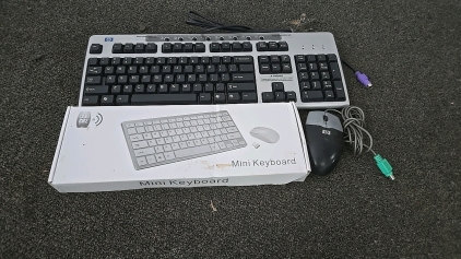 (1) Regular Size Keyboard (1) Mini Keyboard (1) Mouse