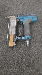 (1) Small Makita Staple Gun