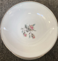 45 PIECE NORITAKE CHINA. - 2