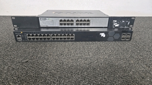 (1) D-Link Gigabit Switch (1) Aerohive Gigabit Switch