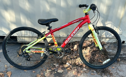 24’’ Red And Yellow Raleigh Cadent 24 Bike