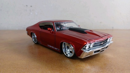 1:24 Scale 1969 Chevy Chevelle SS Model Collectible