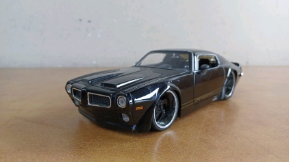 1:24 Scale 1970 Firebird Model Collectible