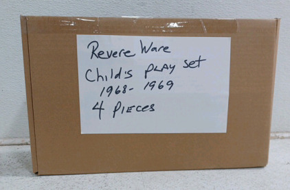 (1) ReverWare Child's Play Set - Circa 1968 - 1969 - See Description