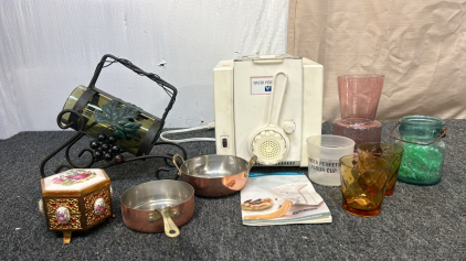 Pasta Maker, Wine holder, & Other Assorted Kitchenware!