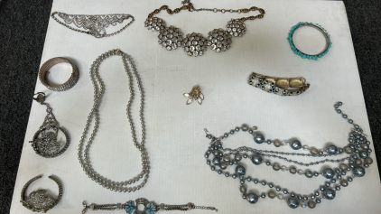 Assorted Jewelry