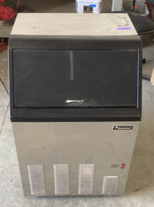 Everstar Ice Machine
