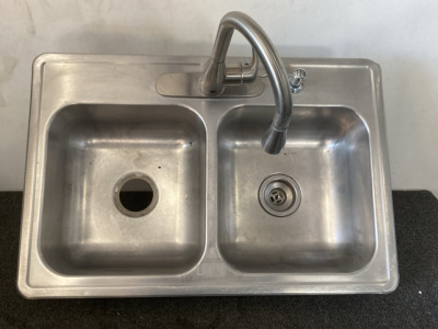 Double Stainless Kitchen Sink 33”/22”