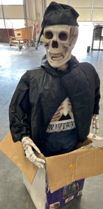 Singing Skeleton