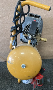 Stanley Bostich 1.5 Iduction Motor Direct Drive Air Compressor