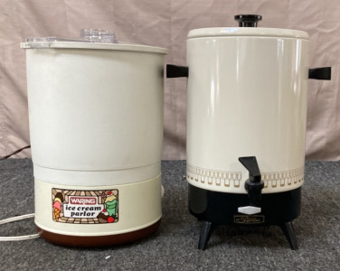 WARING ICE CREAM PARLOR, 32-CUP BUFFET COFFEE SERVER.