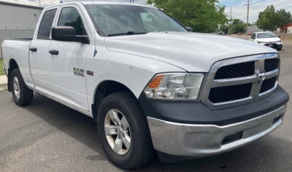 2013 RAM 1500 - 4X4!