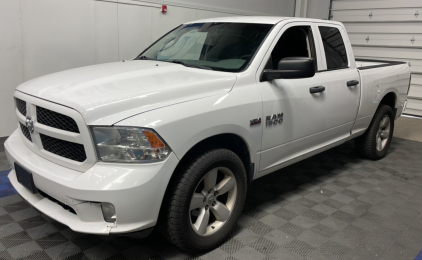 2014 Ram 1500 - 4x4!