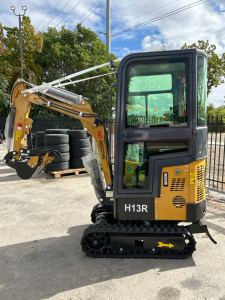 AGT Mini Excavator Model H13R